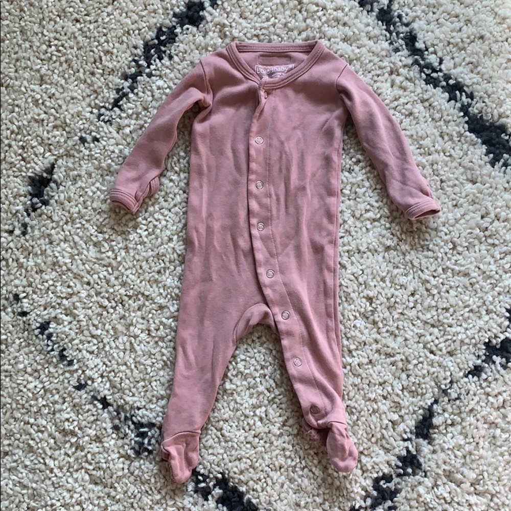 L’oved baby onesie snap up footie